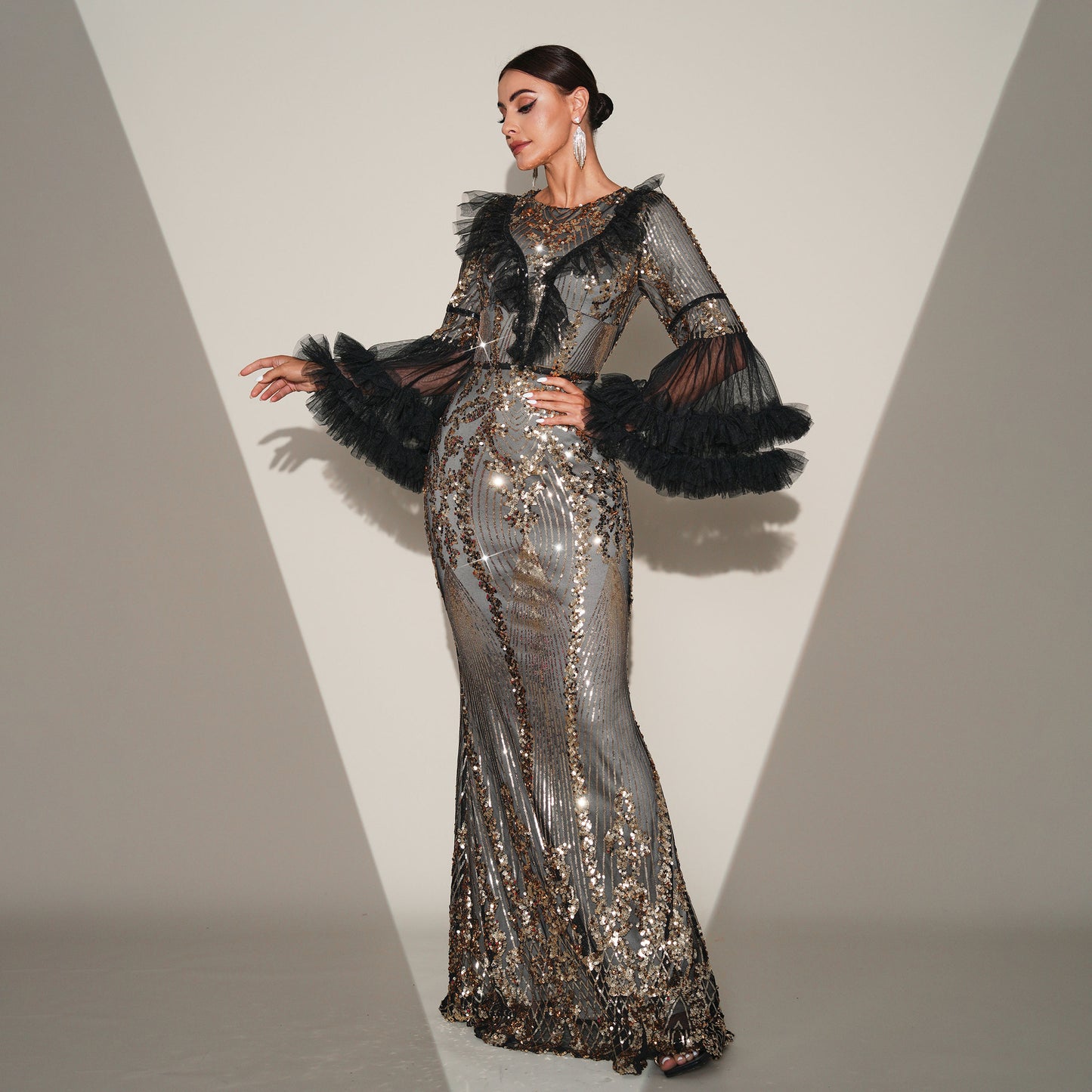 GLAM GOWN