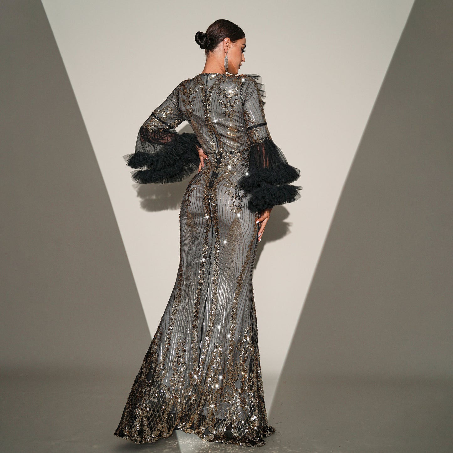 GLAM GOWN